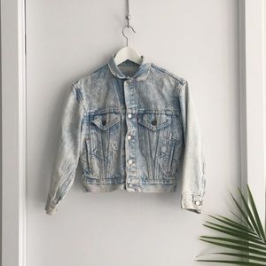 Vintage Levi’s Cropped Acid Wash Denim Jacket xxs